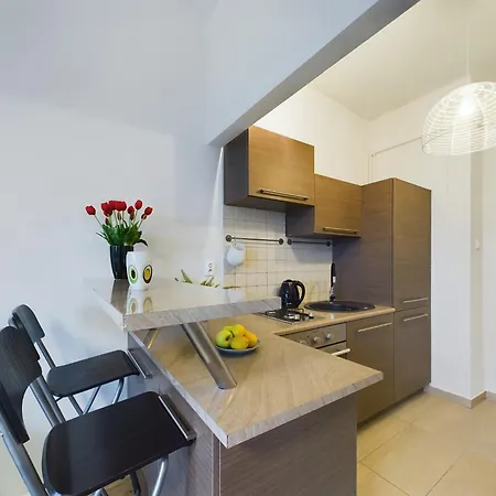 Apartment Aleja Jana Pawla Ii For 4 Guests With Air-conditioning By Renters *