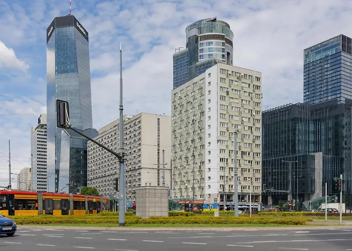 Aleja Jana Pawla Ii For 4 Guests With Air-conditioning By Renters *