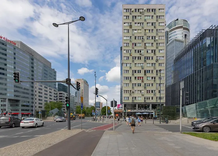 Aleja Jana Pawla Ii For 4 Guests With Air-conditioning By Renters Warsaw