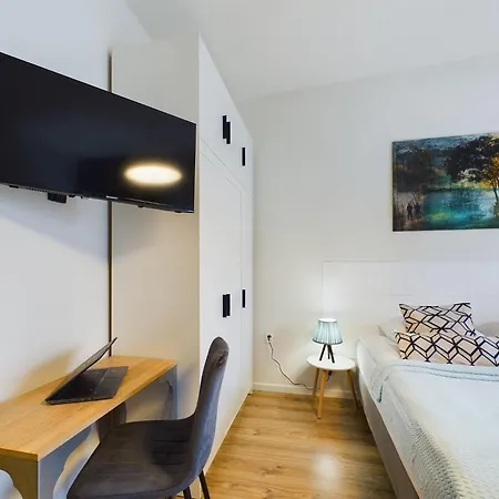 Aleja Jana Pawla Ii For 4 Guests With Air-conditioning By Renters Varsovia